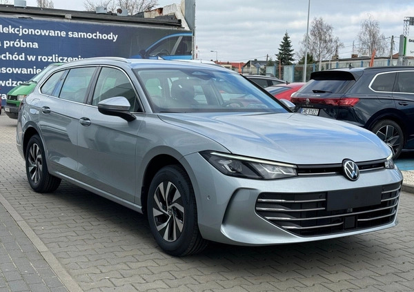 Volkswagen Passat cena 179099 przebieg: 1, rok produkcji 2024 z Jasło małe 497